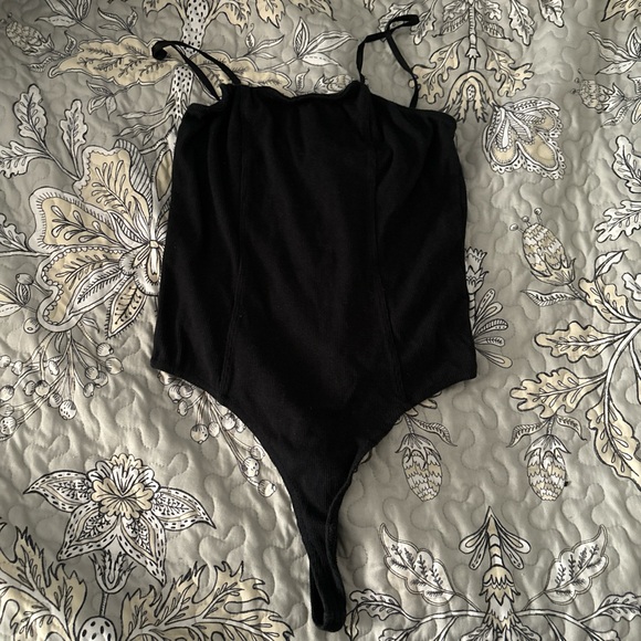 Medium Open edit black bodysuit - Picture 1 of 4
